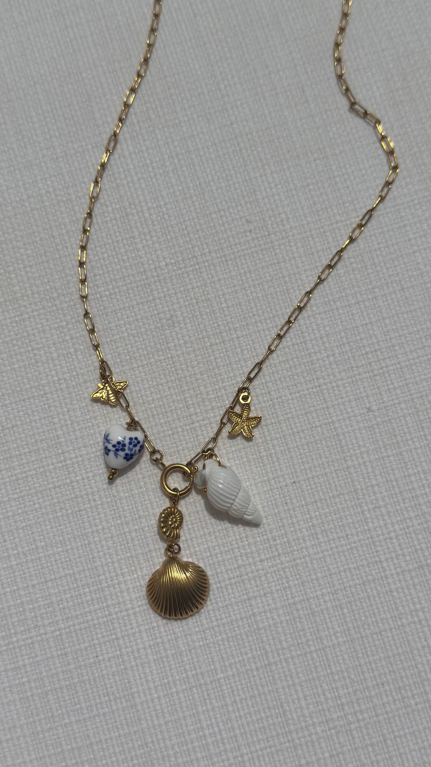 Shell linked necklace