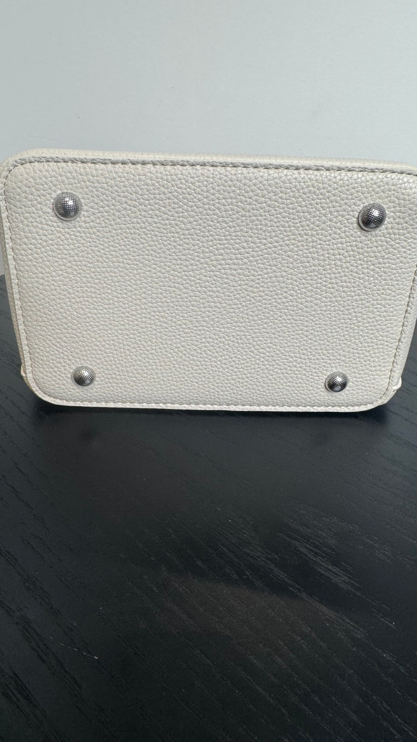 Chloe Bucket Bag - White