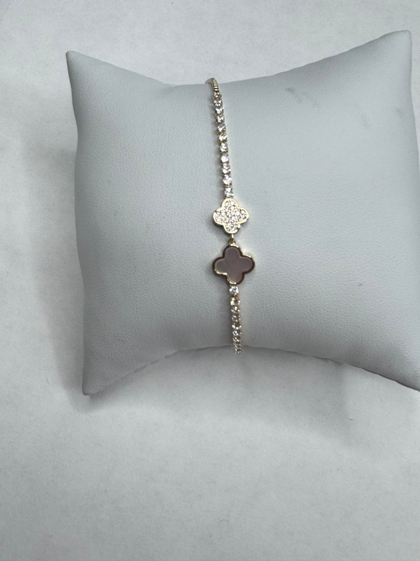 Double flower bracelet
