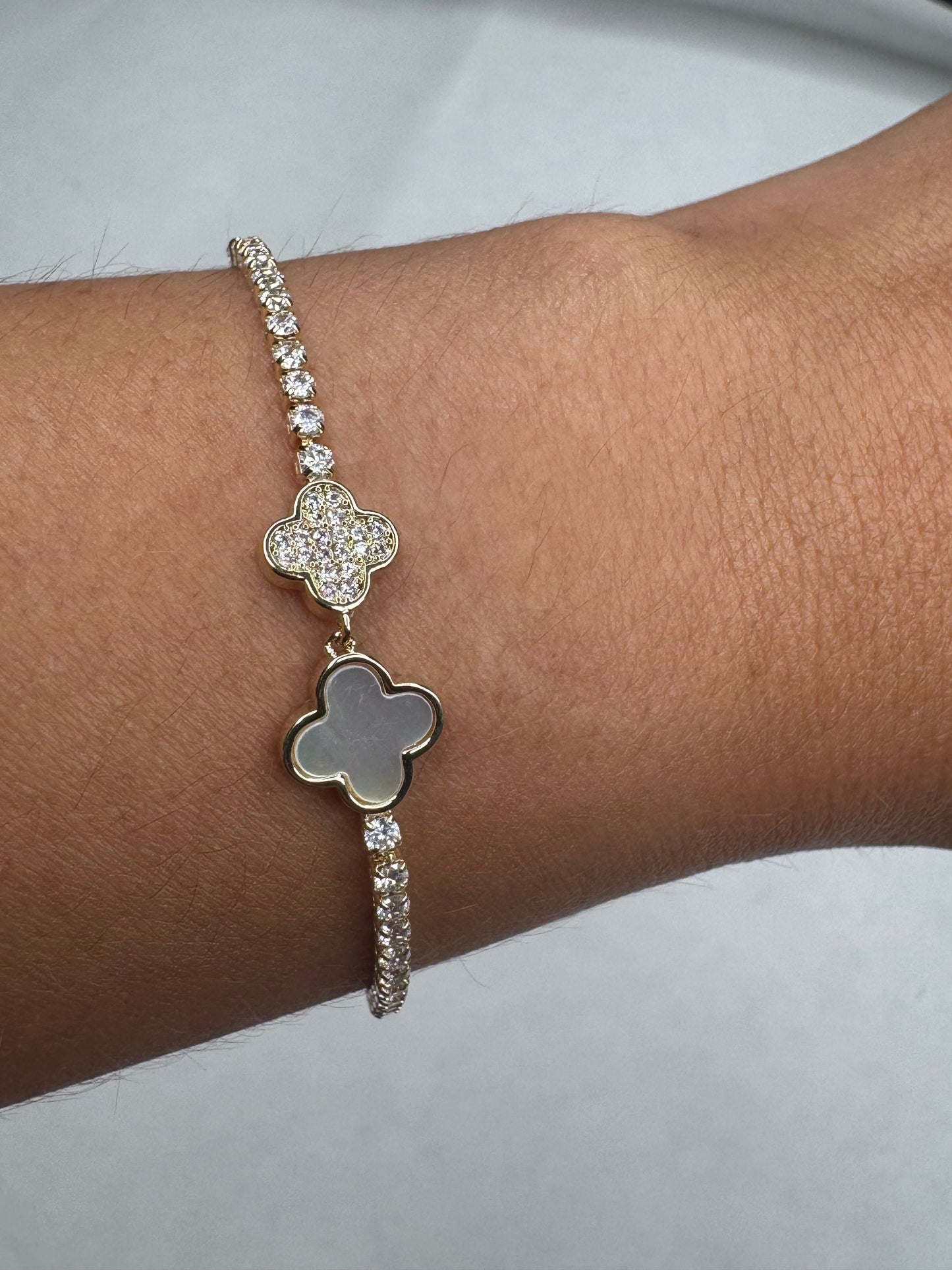 Double flower bracelet