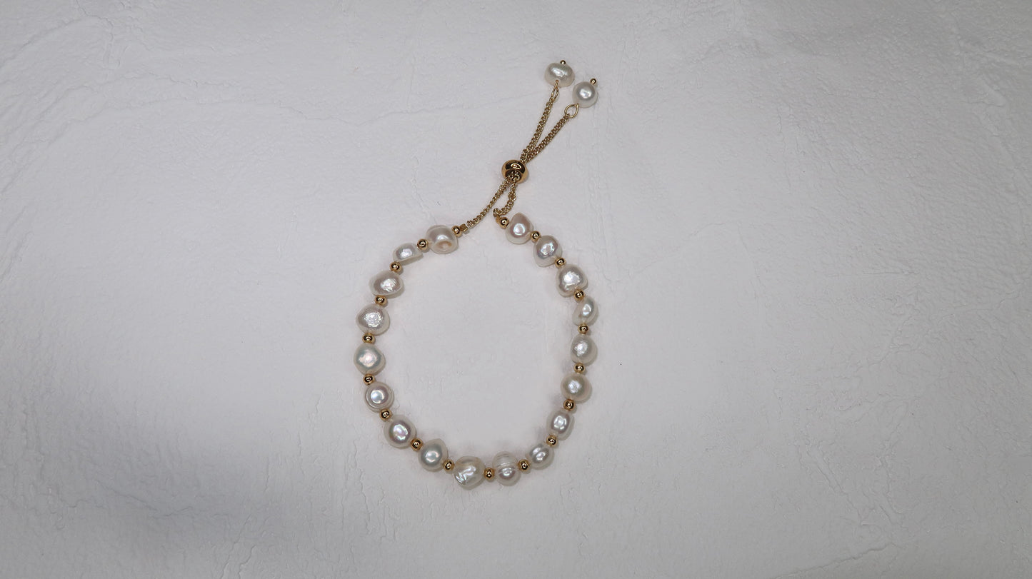 Gold Pearl Adjustable Bracelet