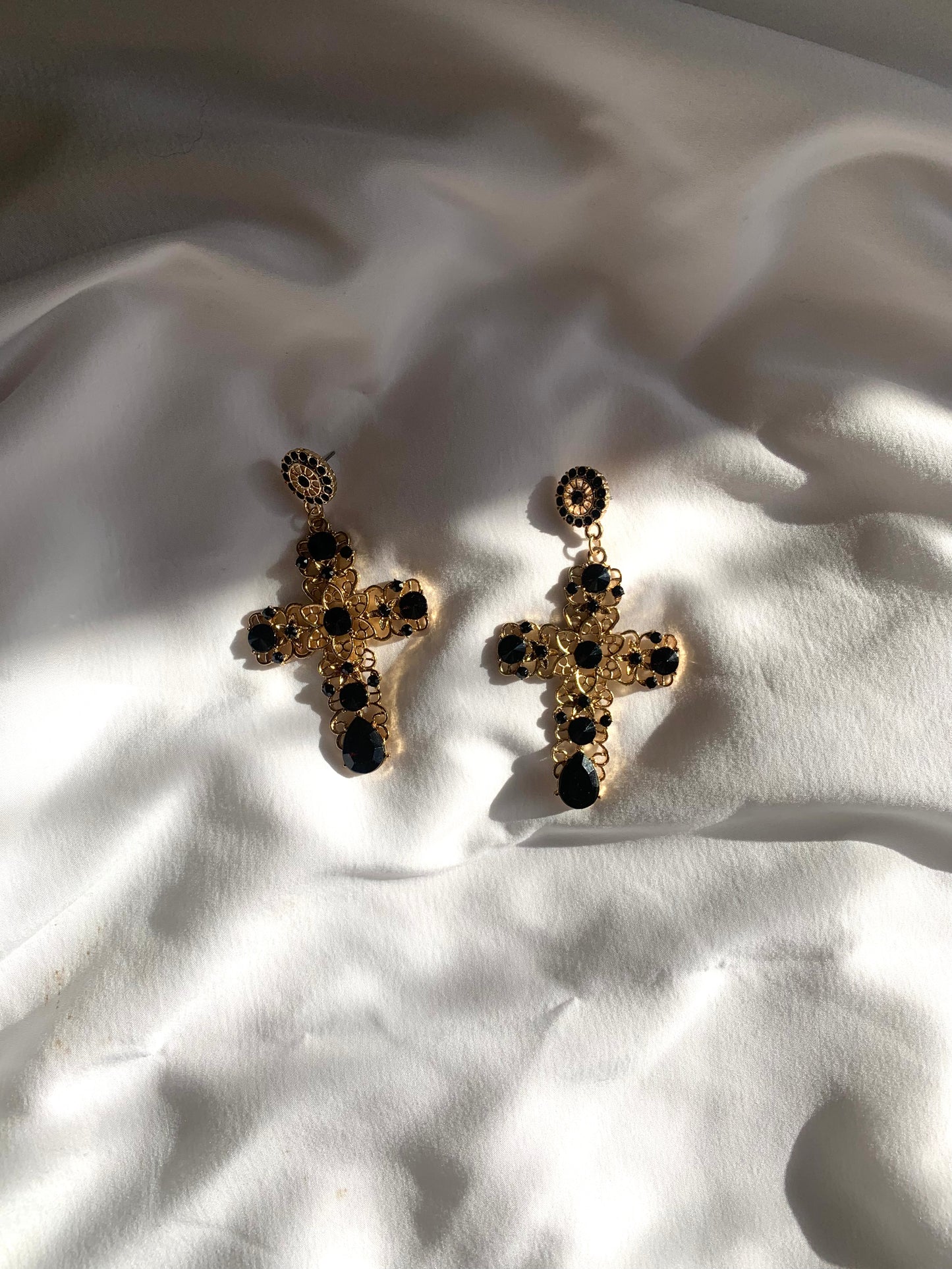 Black & Gold Large Vintage Style Earrings