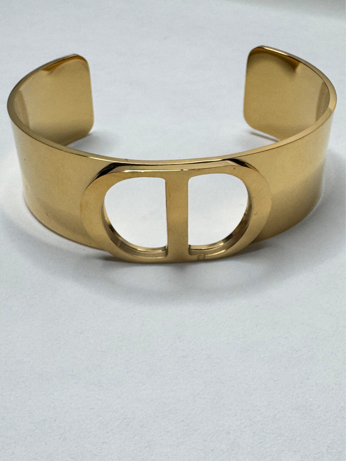 Gold Cuffed Bangle
