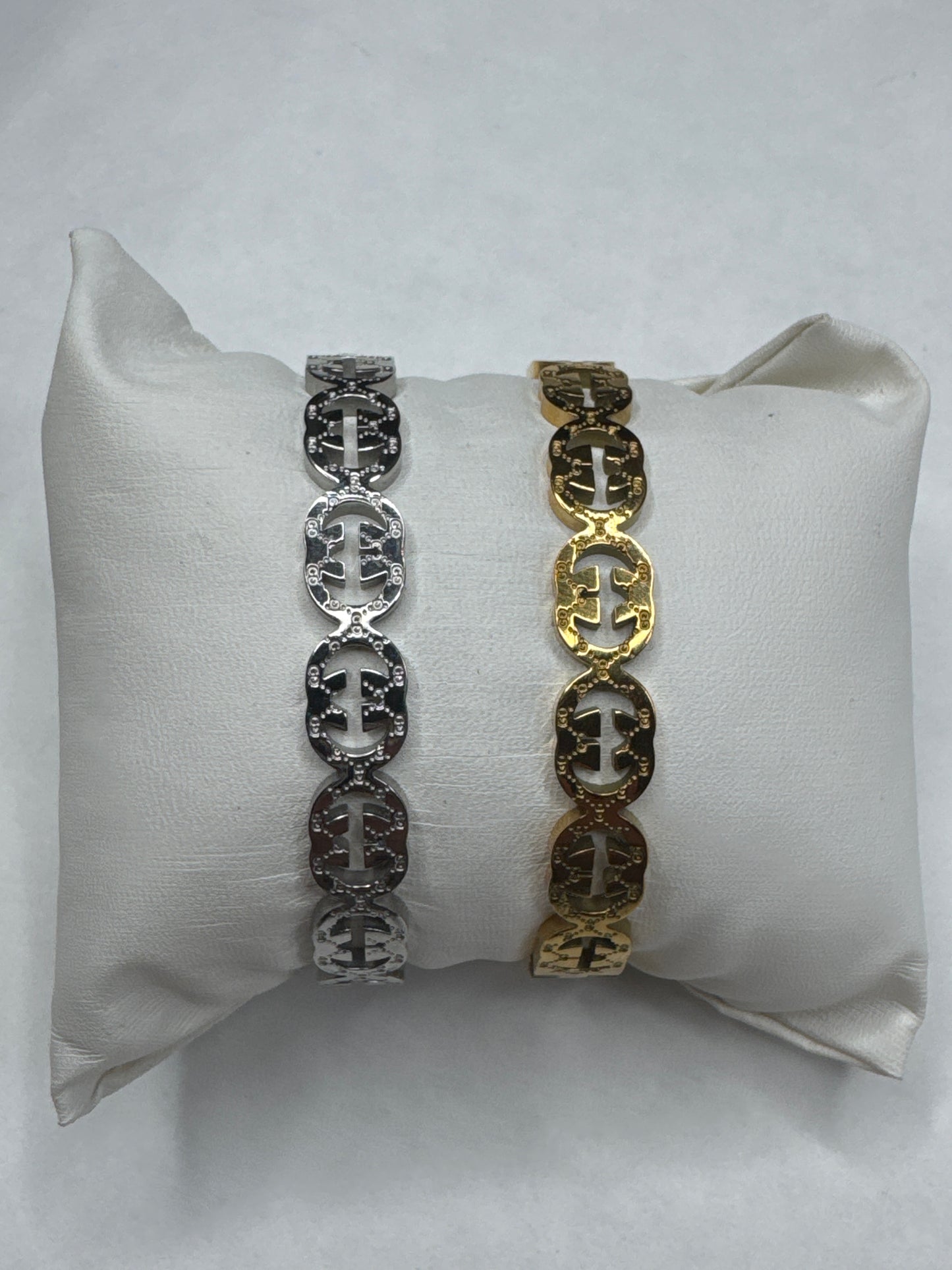 Gigi bangle - gold and silver