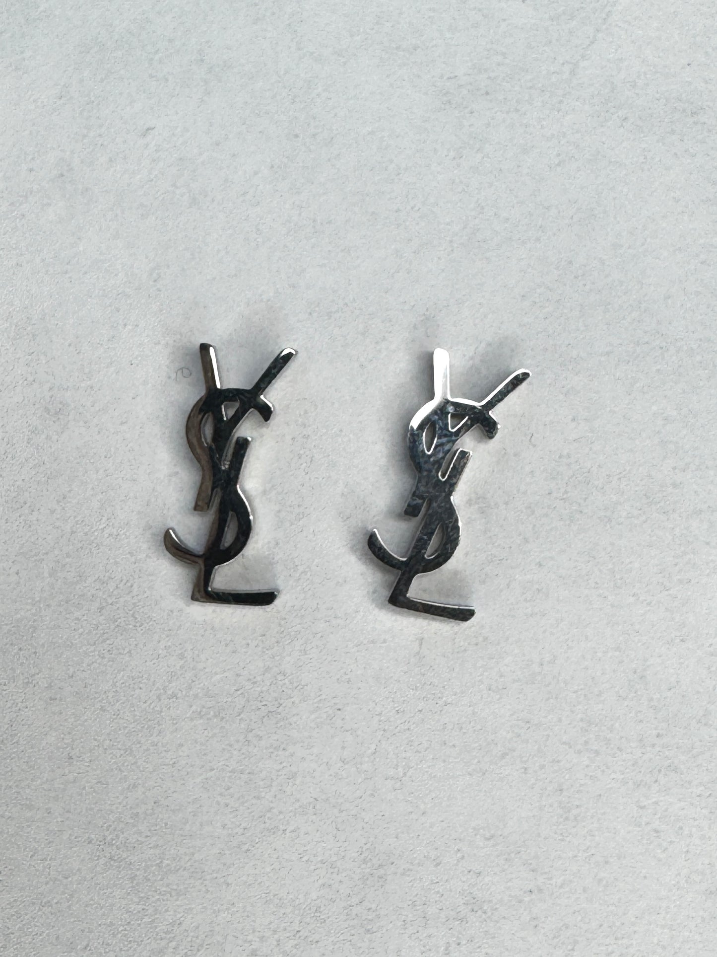 Y Studs - Silver or Gold