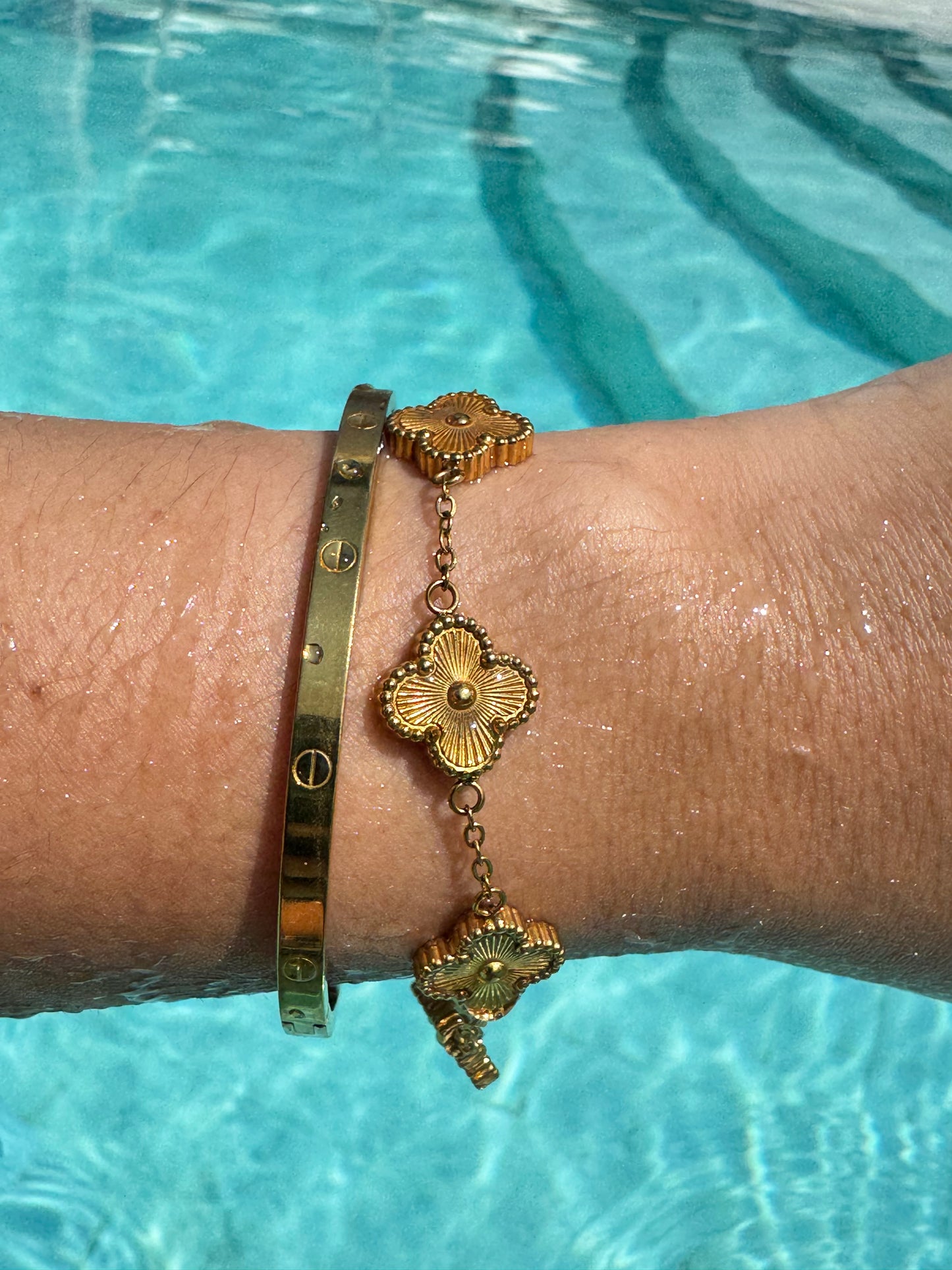 Gold combo set x2 bracelets