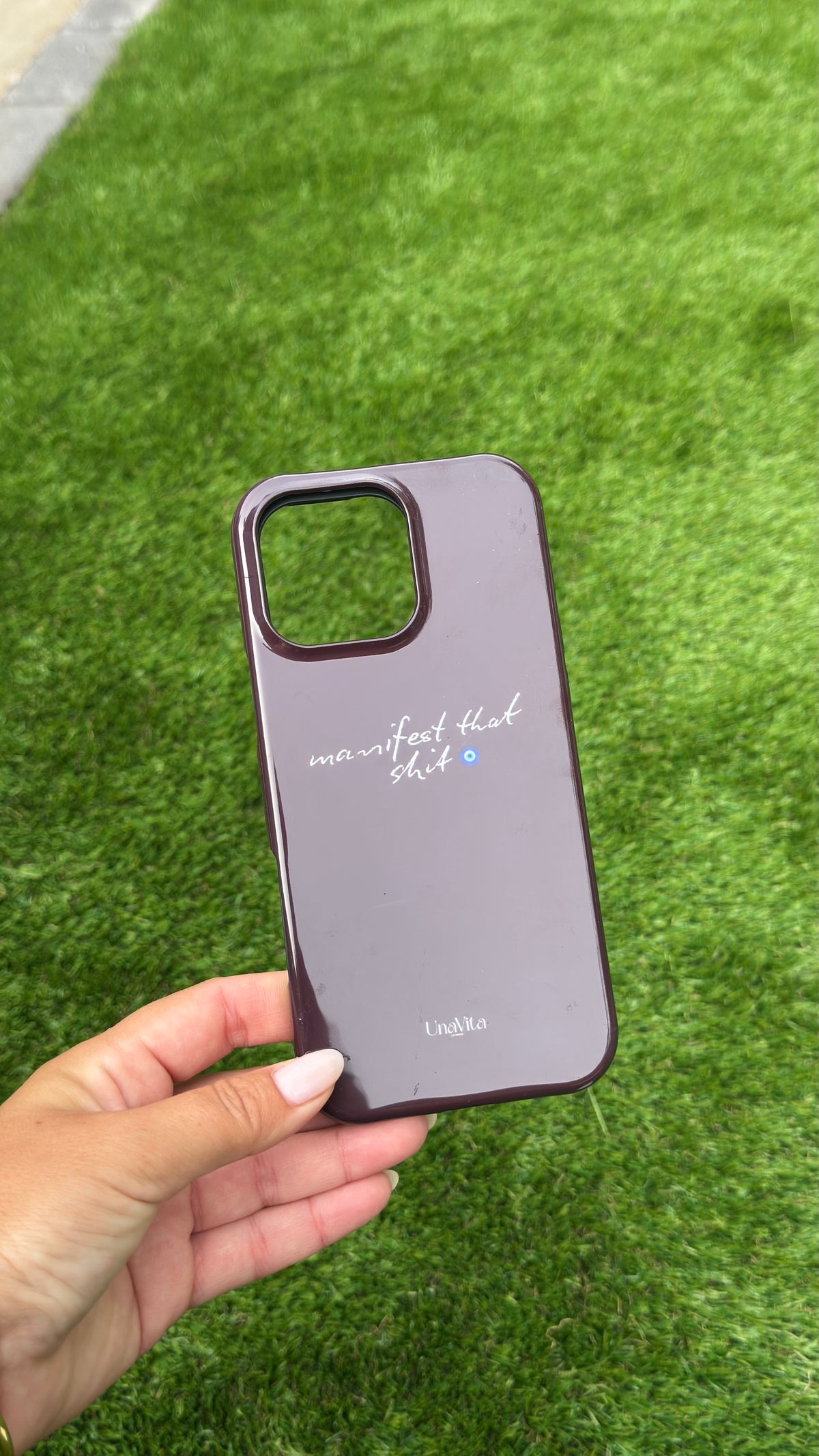 ‘Manifest that shit’ phone case