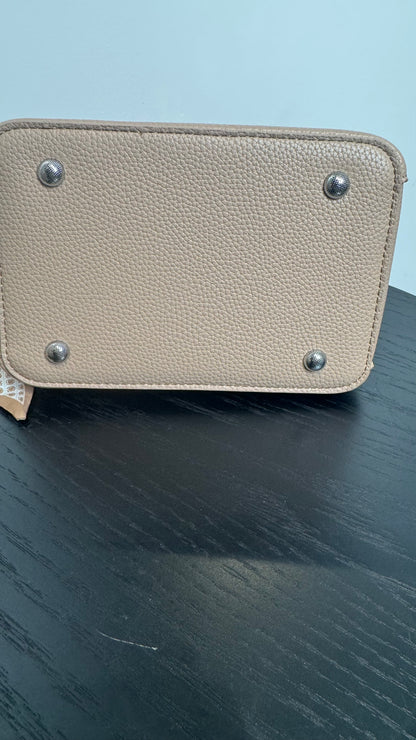 Chloe Bucket Bag - Beige