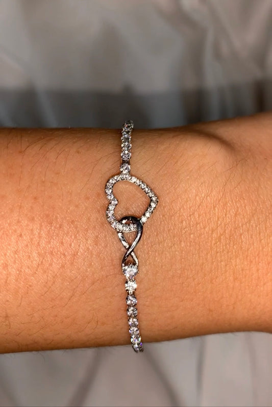 Forever Bracelet in Silver