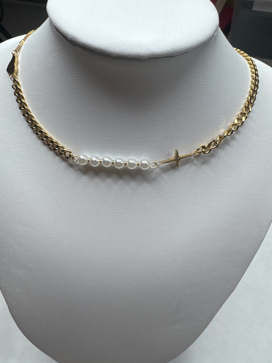 Cross necklace choker