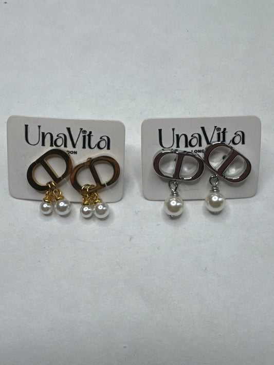 CD pearl earrings