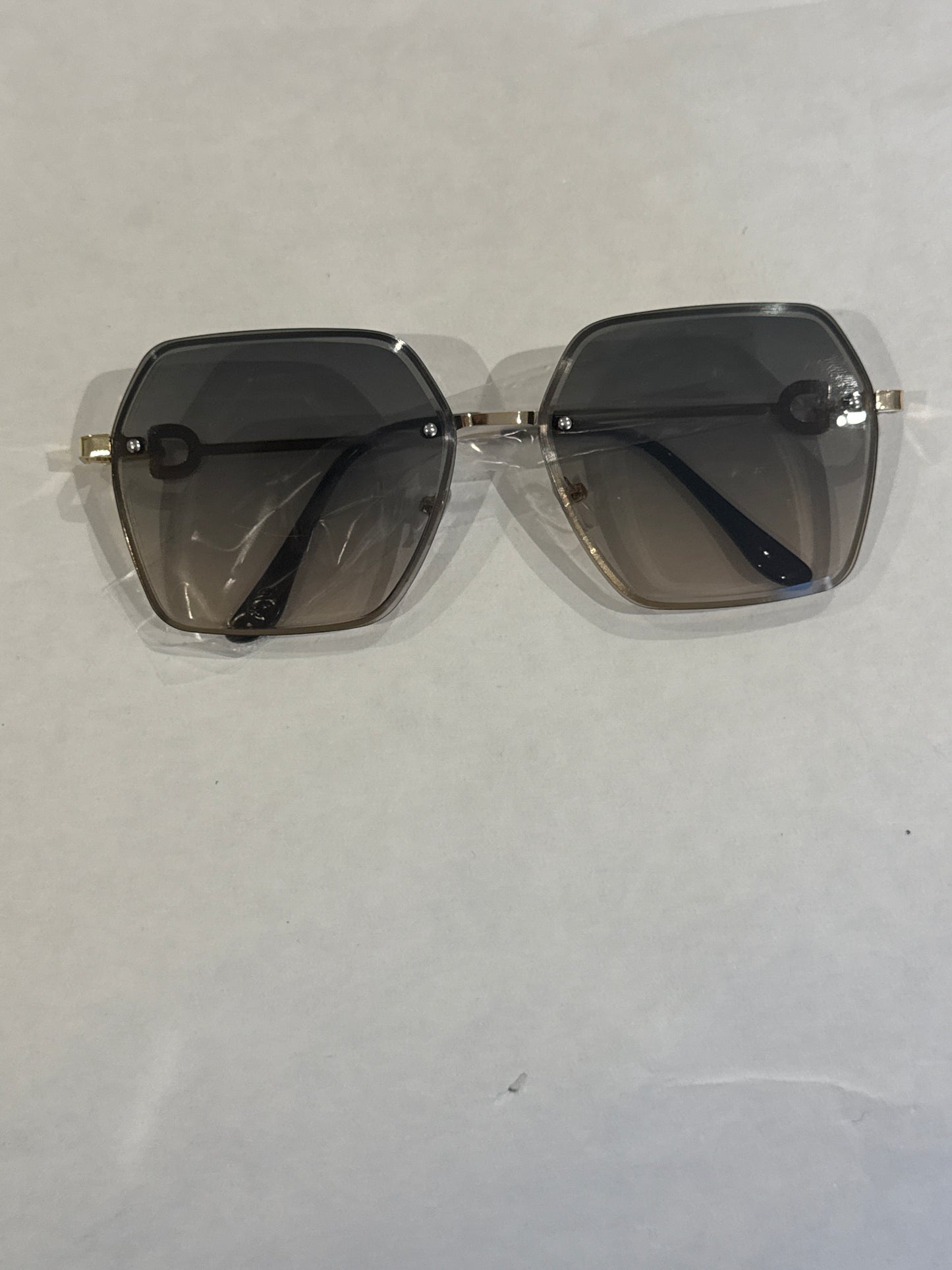 Large D sunglasses