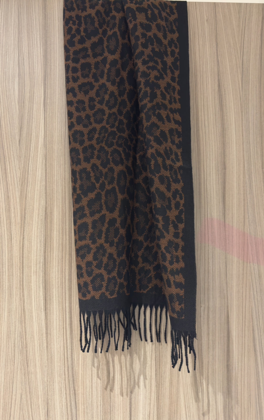 Various scarfs - scroll across for options