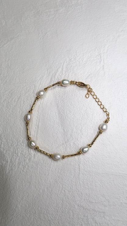 Freshwater Pearl Chain Bracelet - Gold or Silver