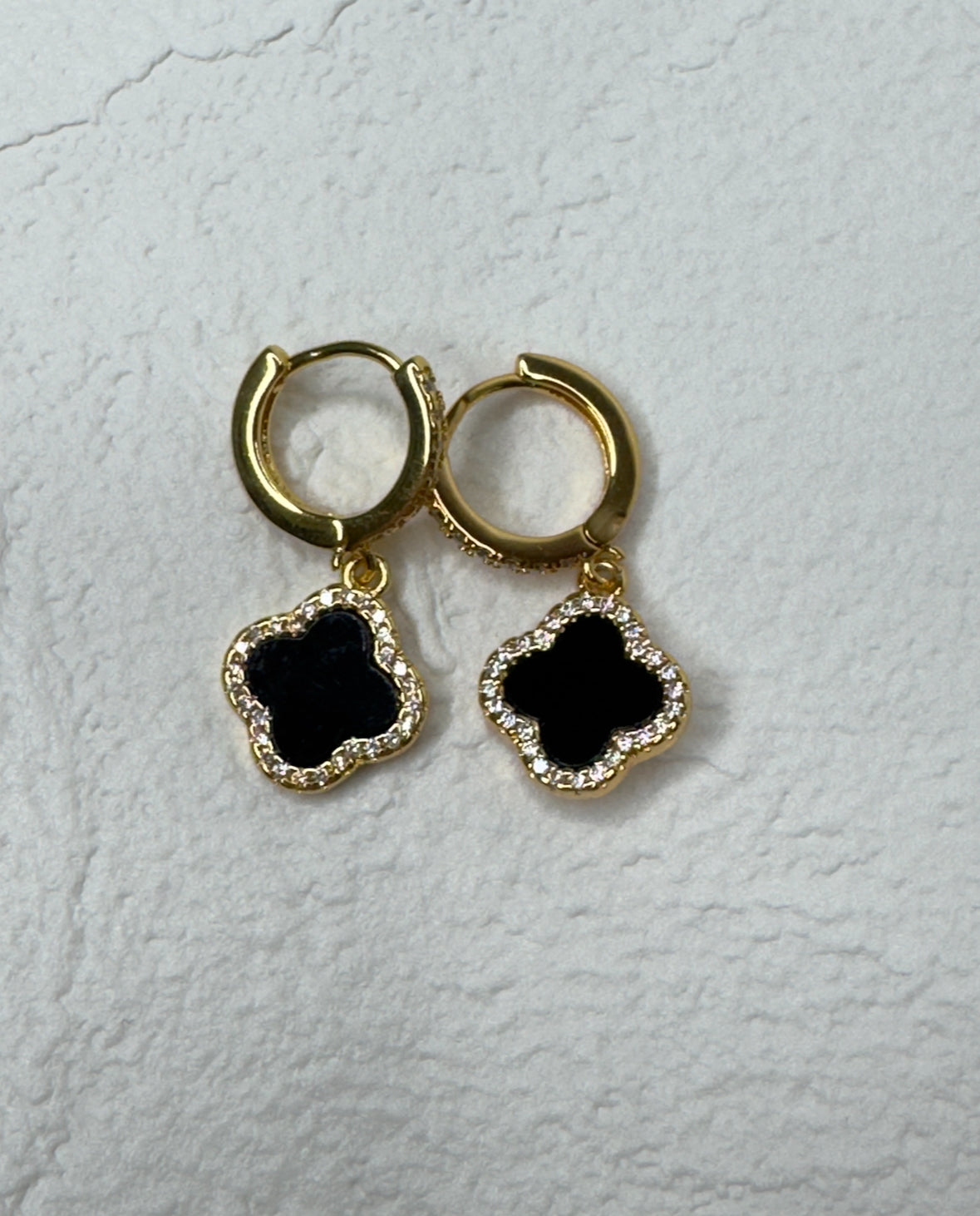 Leaf drop Earrings - Gold & Black