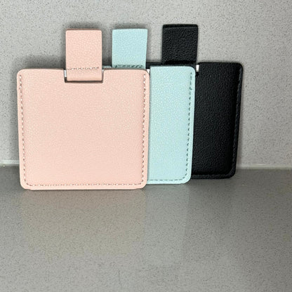 Personalised compact mirrors ￼