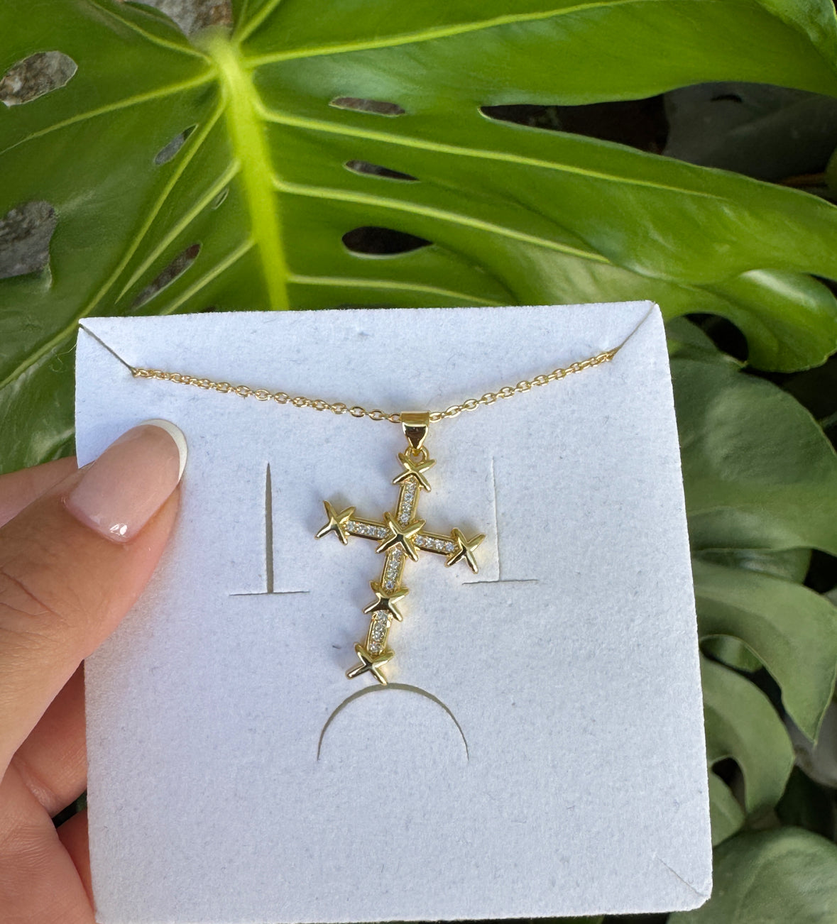 Kiss Diamond Gold Necklace