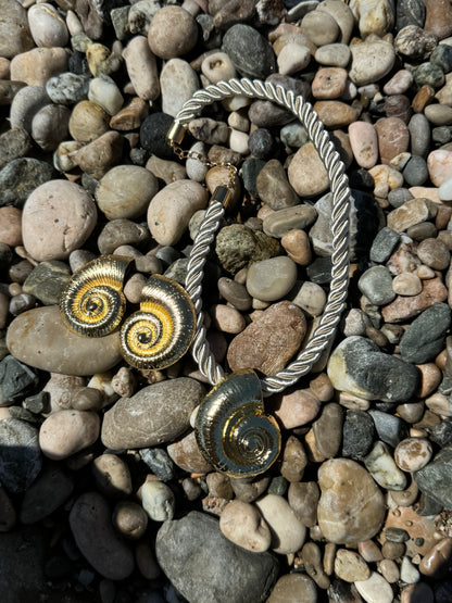 Shell Necklace & Earrings Set