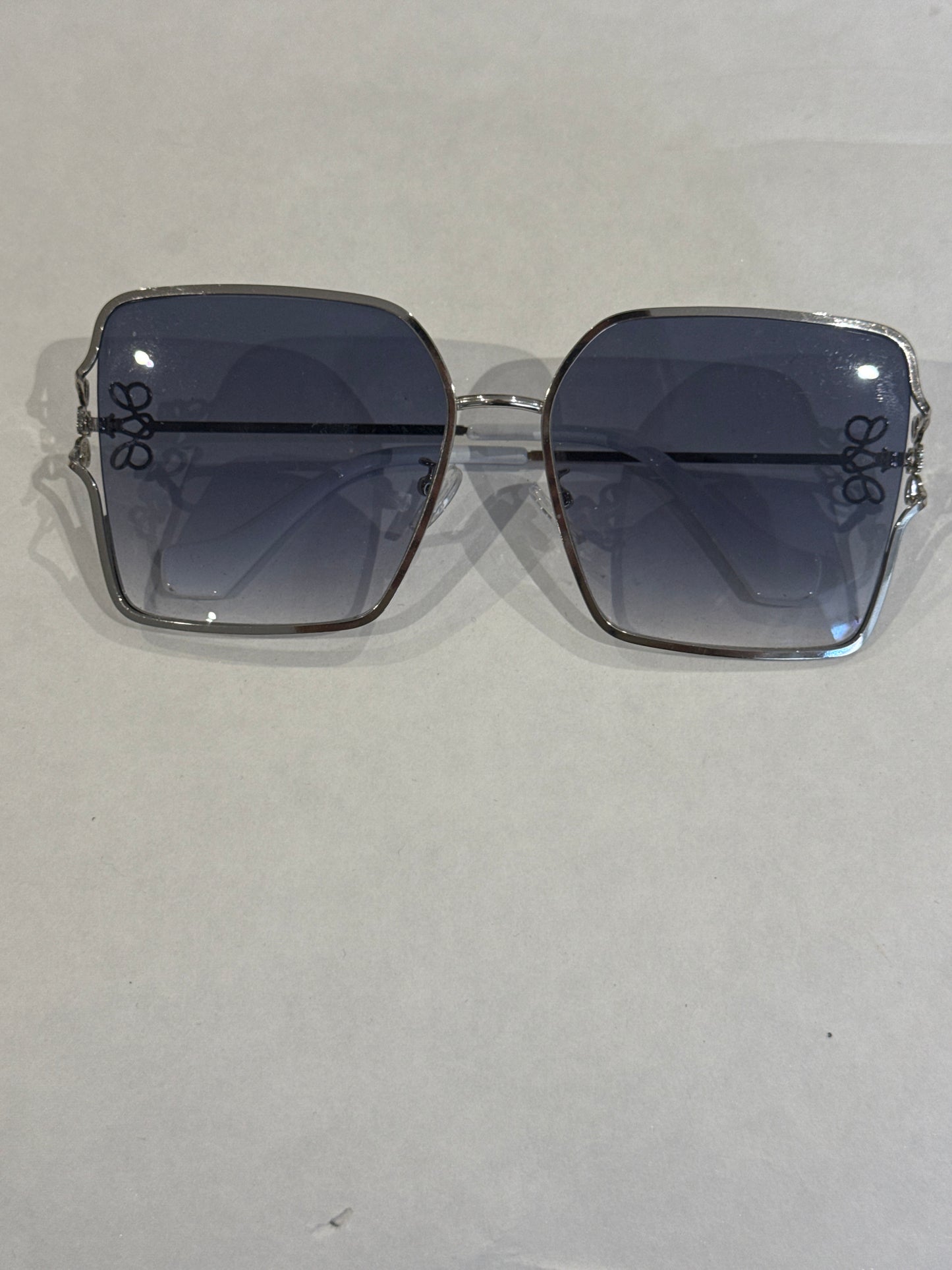 Louise blue and white sunglasses