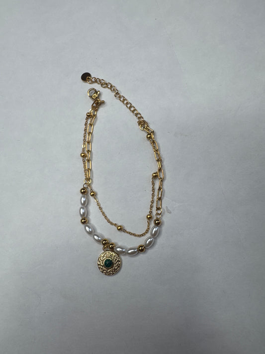 Double chain pearl bracelet