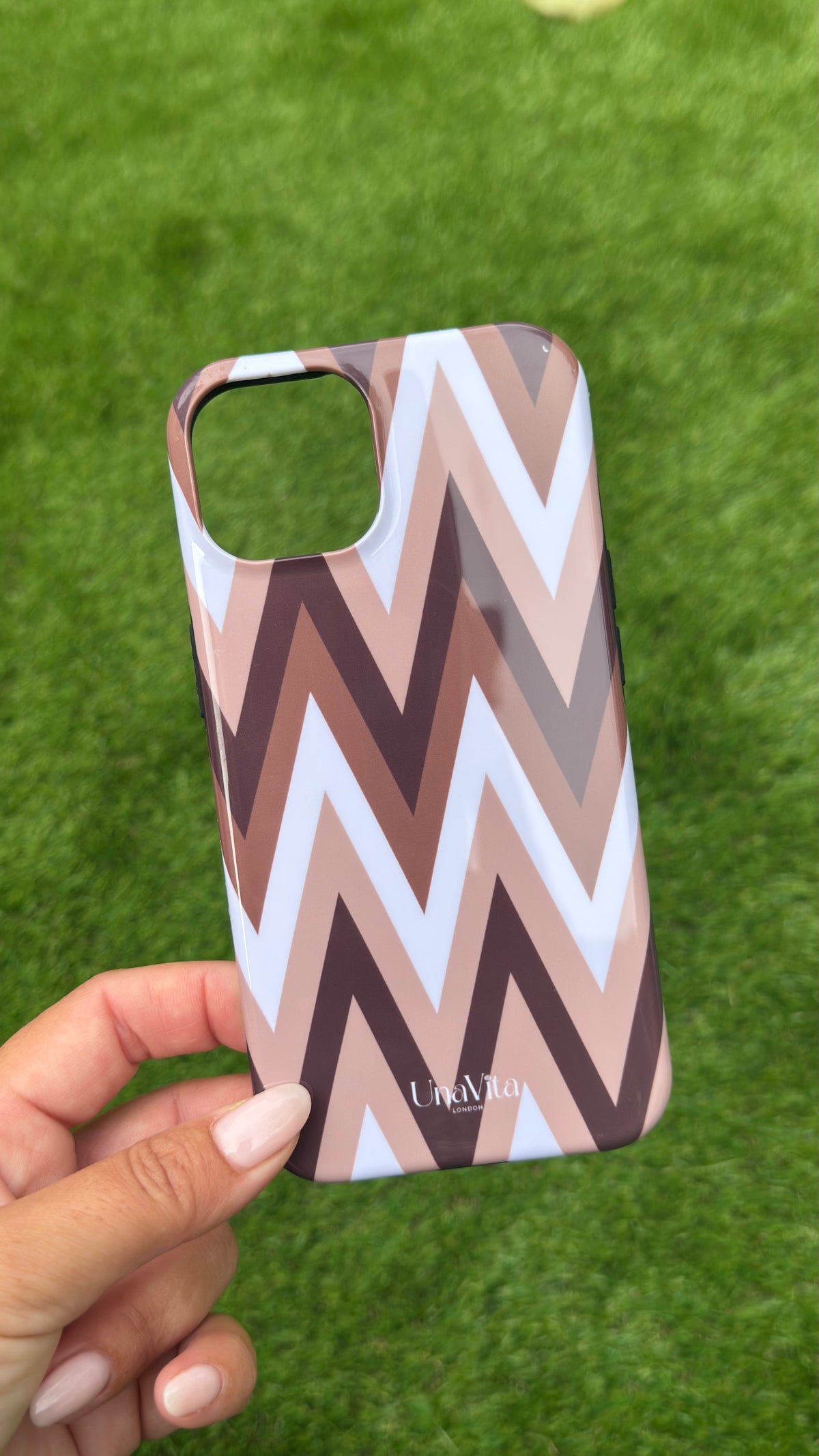 ‘Brown ZigZag’ phone case