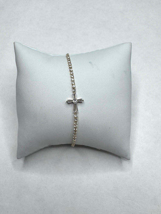 Italic gold cross bracelet