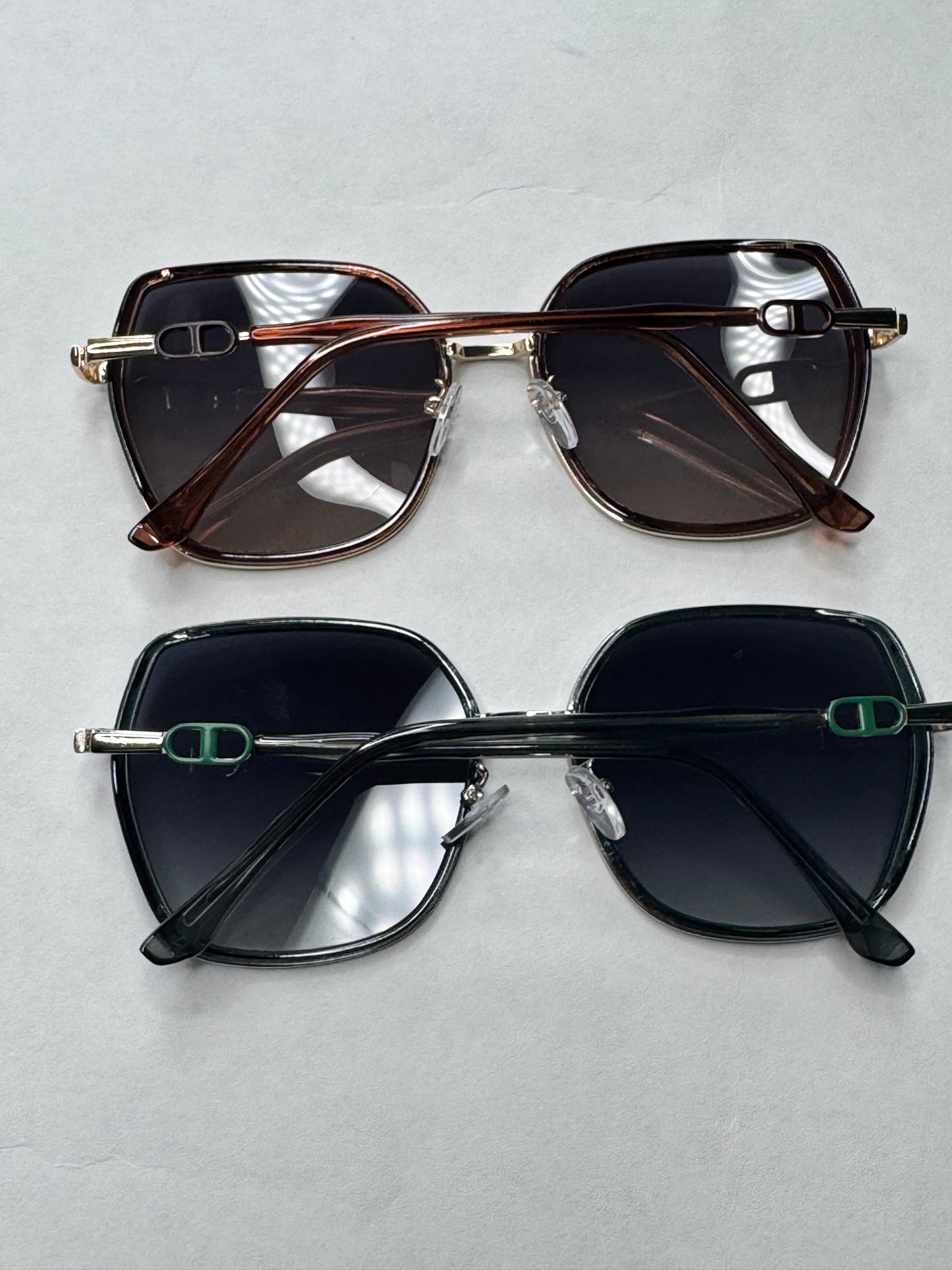 Ciara Large Frame Sunglasses - Green or Red