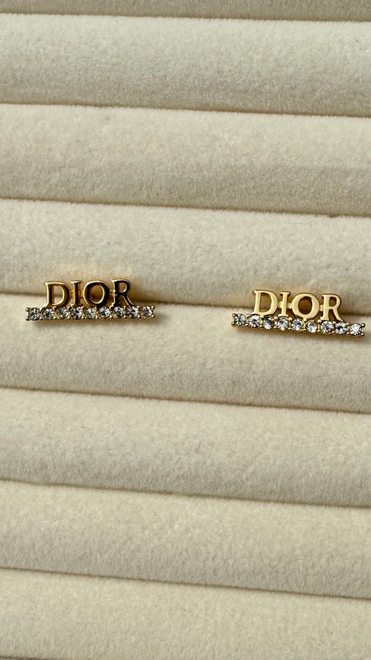 D Diamond Studs