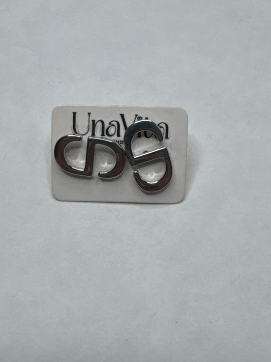 CD silver studs