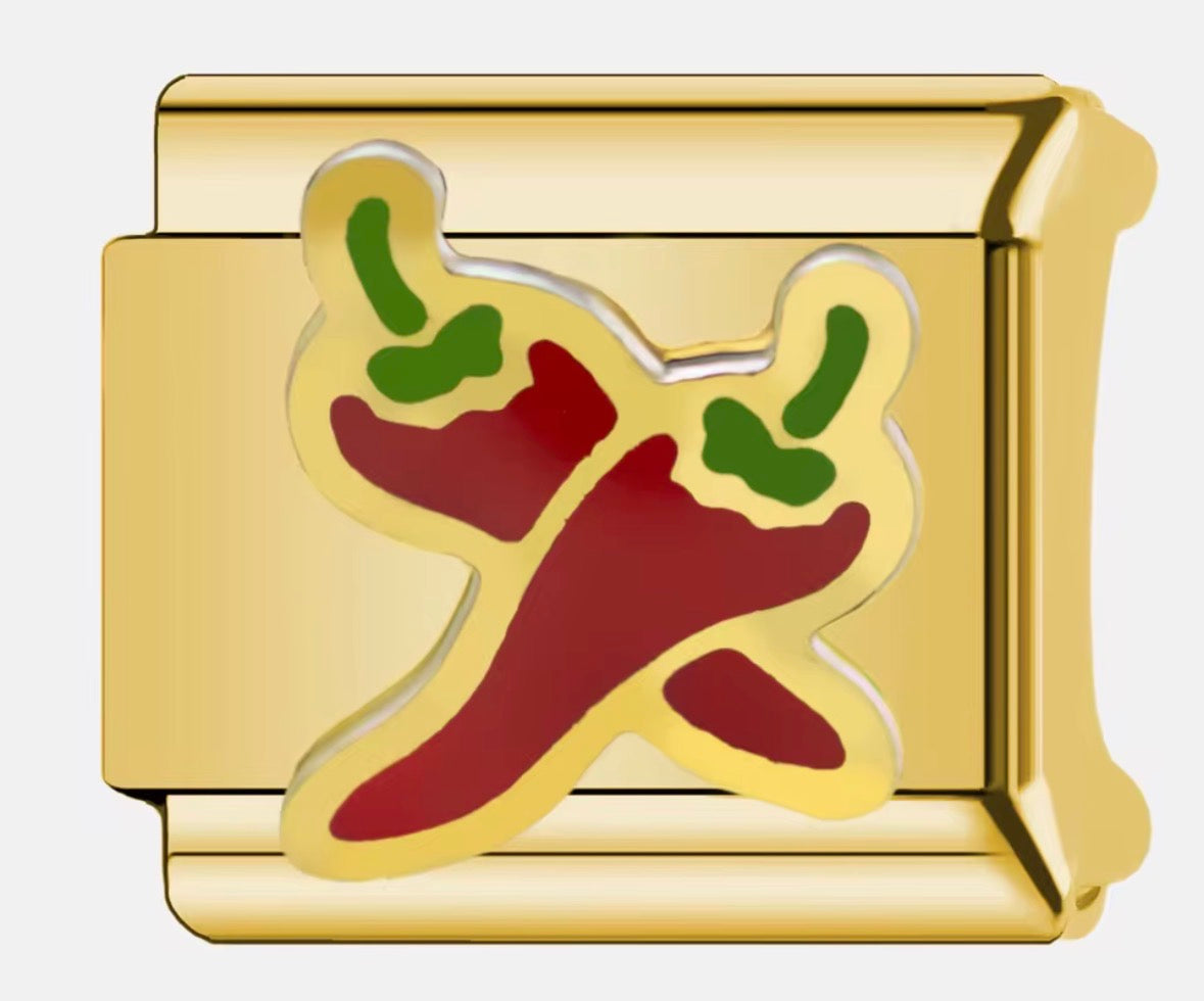 RED CHILLI - GOLD