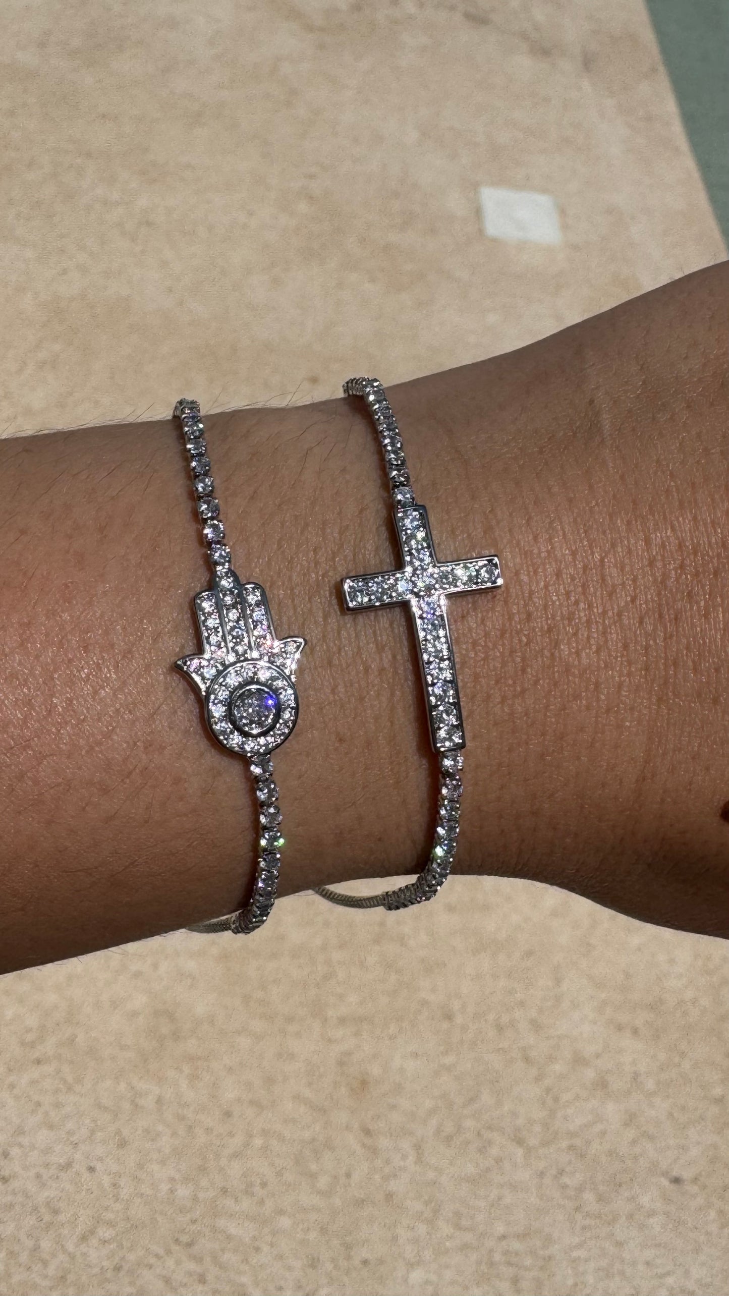 Hamsa & Cross Adjustable bracelet - Gold or Silver