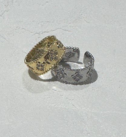 Flower Diamond Band Ring